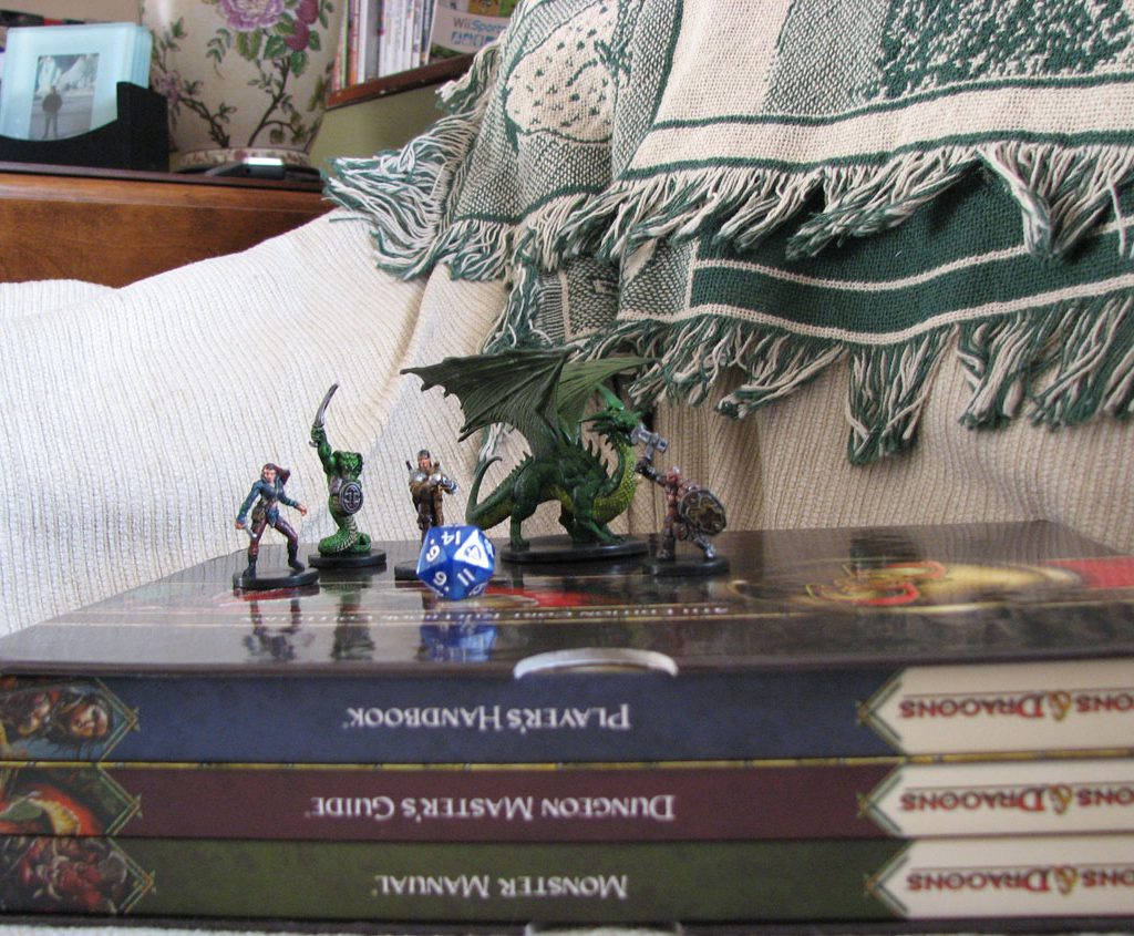 Dungeons & Dragons: Core Rulebooks And Miniatures