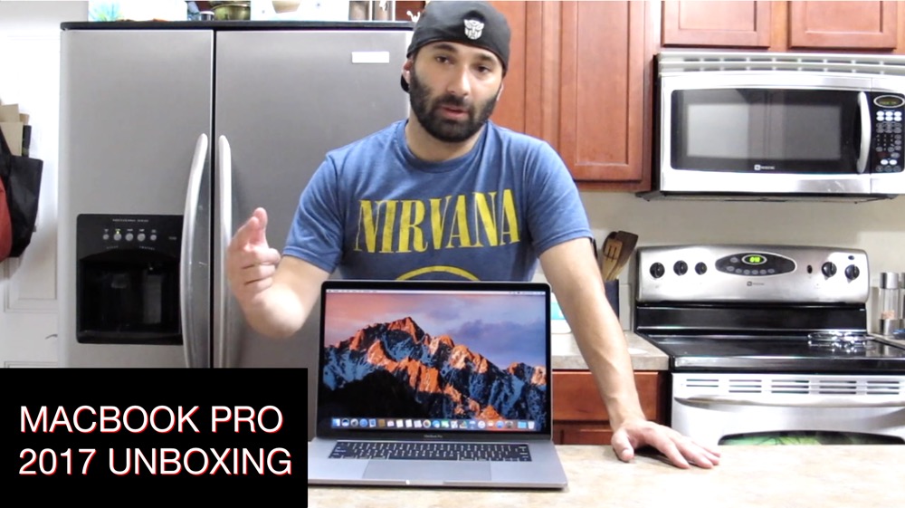Macbook Pro 2017 Unboxing